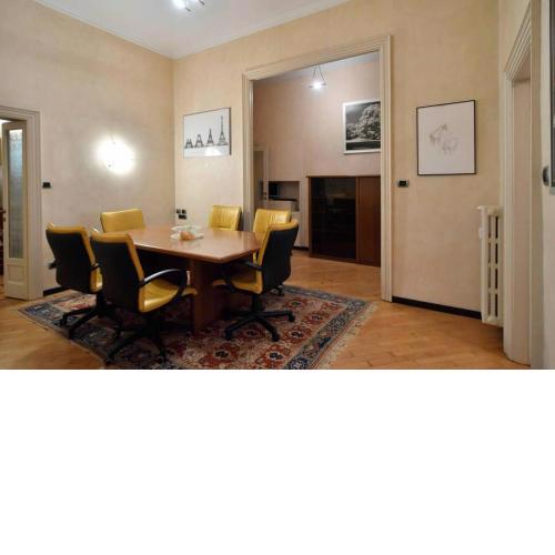 Ampio appartamento Milano Centro Crocetta