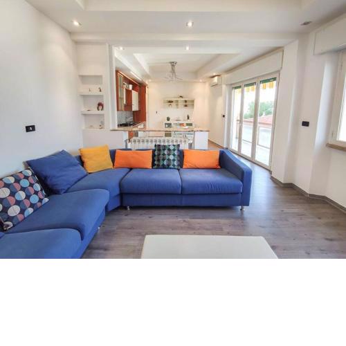 Ampio Quadrilocale 8 Pax vista mare