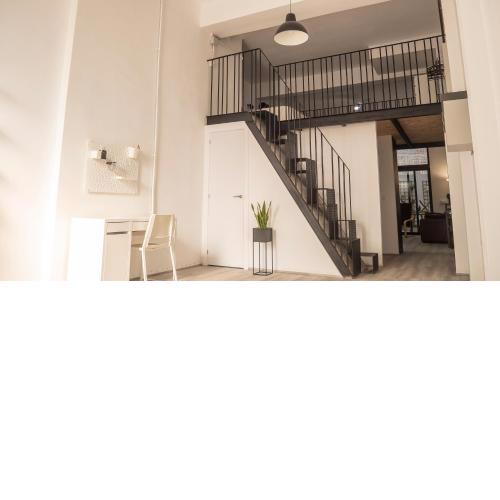 AMPLIO APARTAMENTO CON BICICLETAS