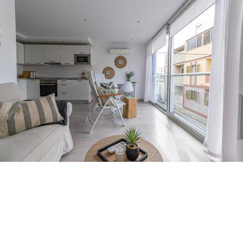 Amplio apartamento recién reformado