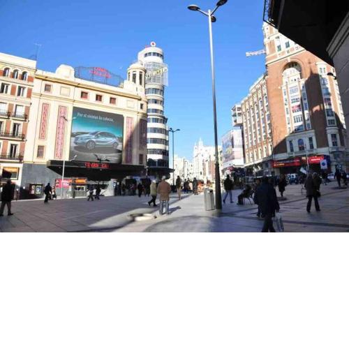 Amplio y cómodo loft en la Gran Vía junto a Callao