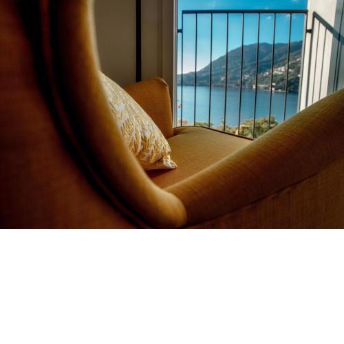 An armchair on the Lake - Private parking for medium car
