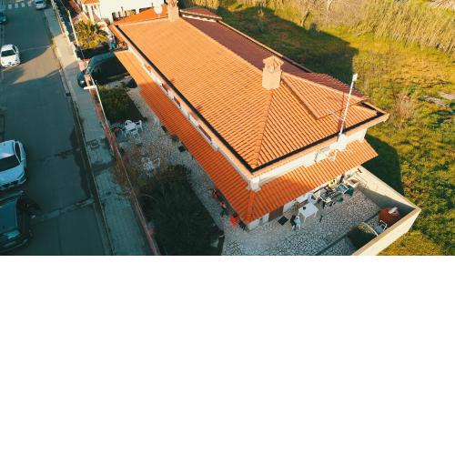 Anaele House Apartments L.T.B.