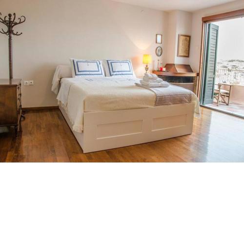 Anafiotika FOS Cycladic Home!