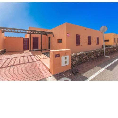 Anahi Homes Corralejo - Villa Brezo 3