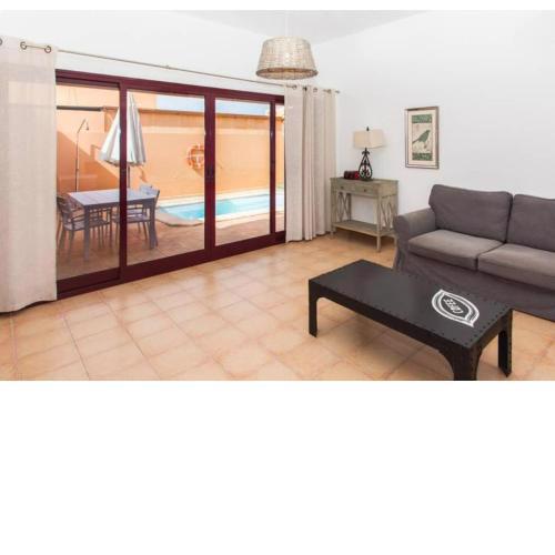 Anahi Homes Corralejo -Villa Dracaena 4