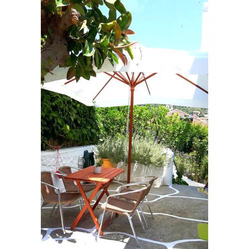 ANASTASIAS HOLIDAY HOUSE