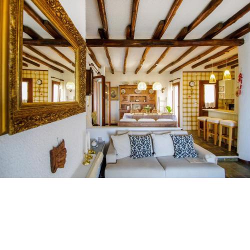 Anax Villa