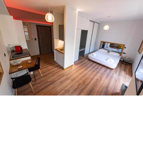 Anazoe apartment