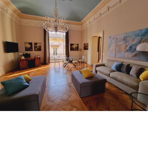 Ancient Luxury Home near Catania, Taormina, the sea and Etna