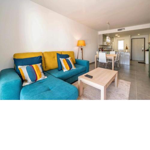 Andalucia apartamento con terraza jardín y piscina comunitaria