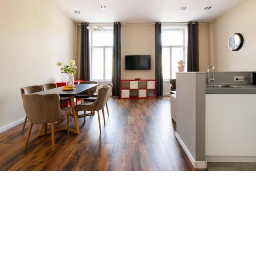 Andrassy Heritage Apartment