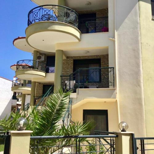 Andreas Maisonettes and Apartments