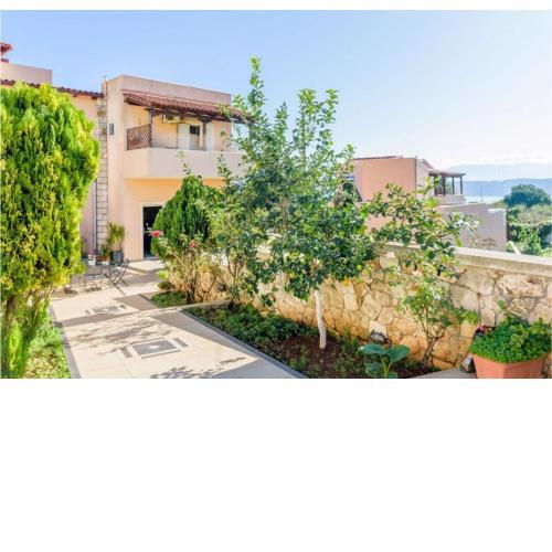 Andronikis House