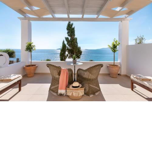 Aneroussa Beach Hotel