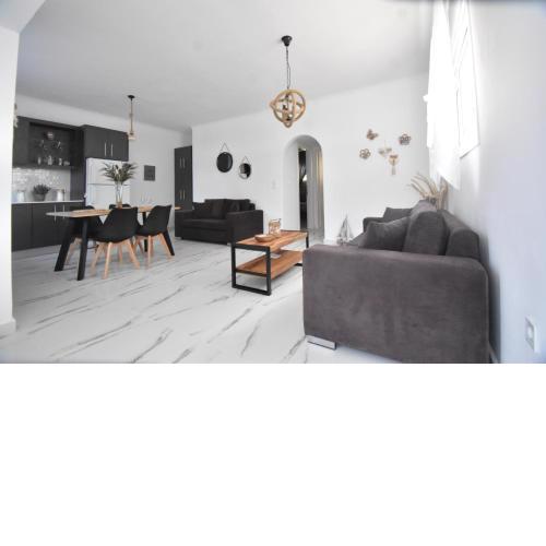 Anesis Apartment