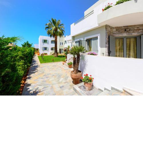 Angela Studios & Apartments