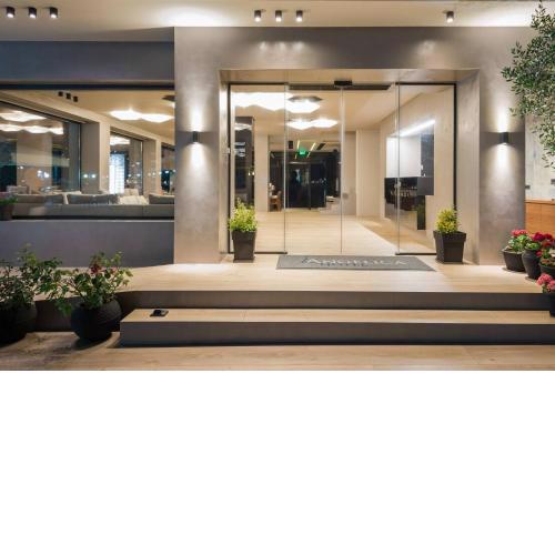 Angelica Hotel