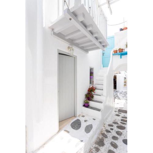aníko suites Chora