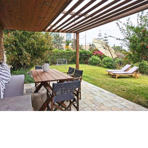 Anissaras Luxury Villa