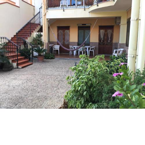 Anna Apartment