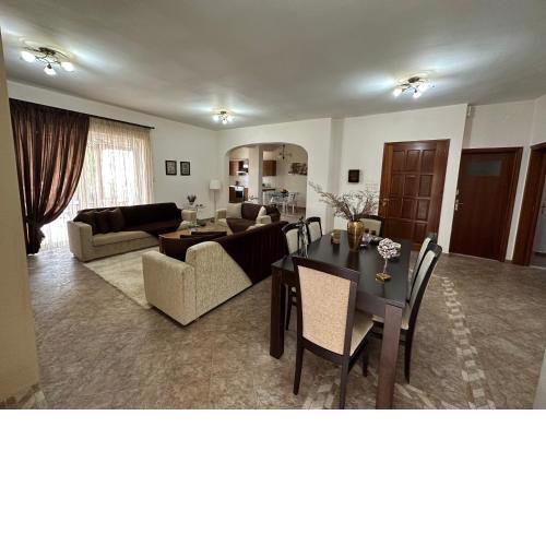 Anna Holiday Home