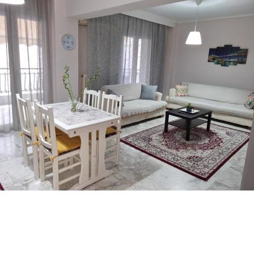Anthi's luxury home