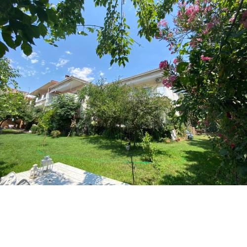 Anthonas House