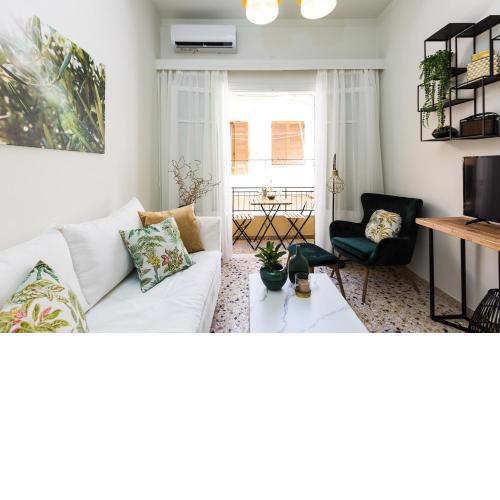 Anthoula's House