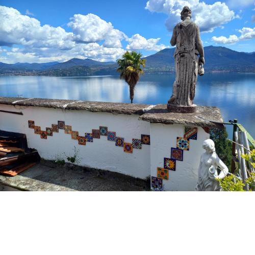 ANTICA CASA AL LAGO