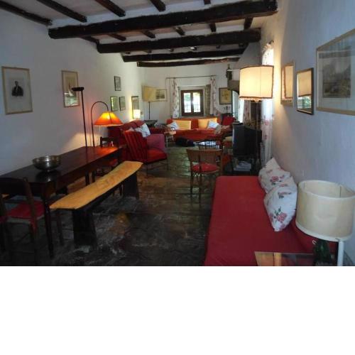 Antica casa colonica in pietra in Toscana