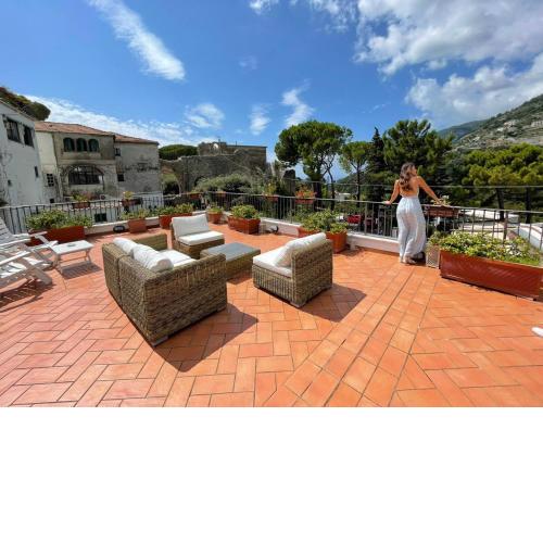 Antica Porta Residence, in the center of Ravello, 3 min walk within Villa Rufolo and the main Square