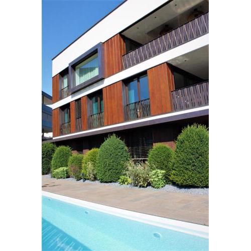 ANTON . Luxury stay
