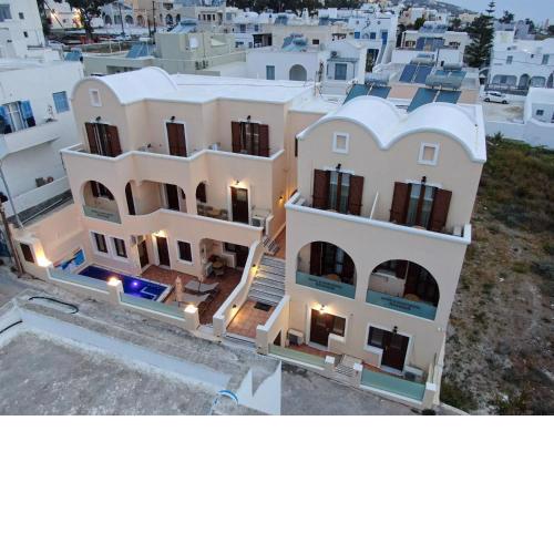 Antonia Apartments