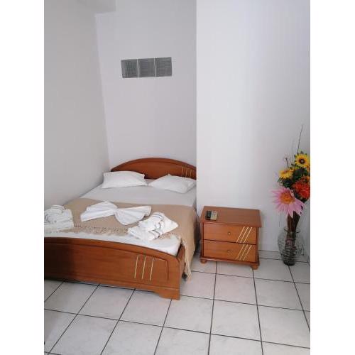 ANTONIS ROOMS 2