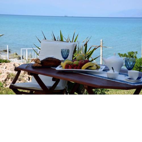 Antorina Beachfront Villas