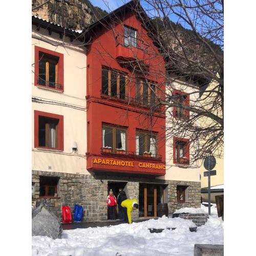 APARTAHOTEL CANFRANC