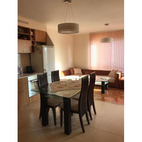 Apartament Sunny, Варна- център