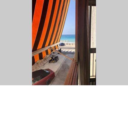 APARTAMENTO A 10 METROS DE LA PLAYA
