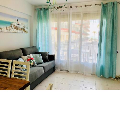 APARTAMENTO A 25 METROS DE LA PLAYA