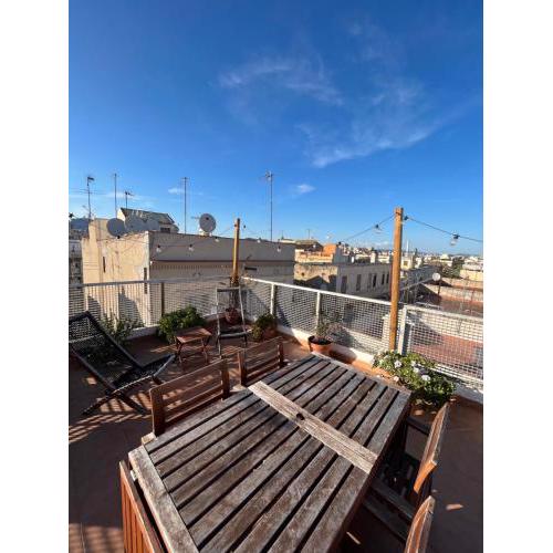 Apartamento ático Raval
