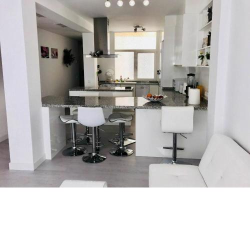 Apartamento Castillo Santa Barbara