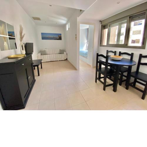 Apartamento céntrico con piscina