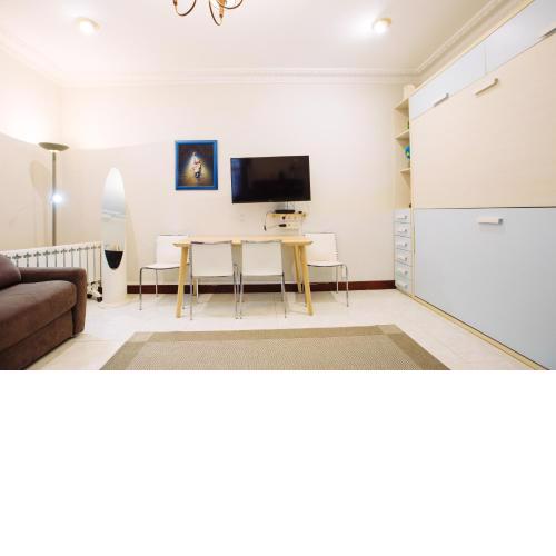 APARTAMENTO CENTRICO JUNTO ESTACION TREN Y AUTOBUS