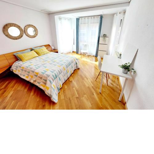 Apartamento céntrico y luminoso cerca de la playa.