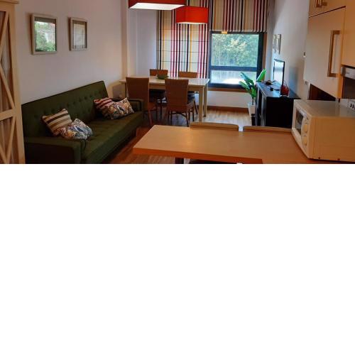 APARTAMENTO CENTRO DE SANXENXO con GARAJE