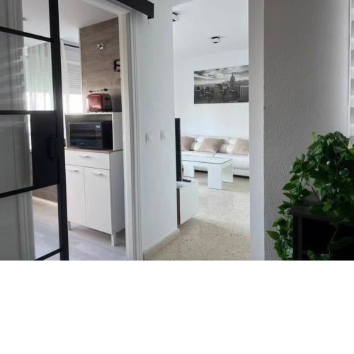 Apartamento completo con terraza privada