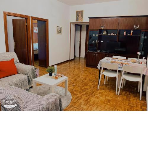 Apartamento completo de tres dormitorios (90M2)