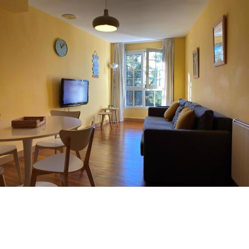 Apartamento con garaje, wifi, HBO y Disney