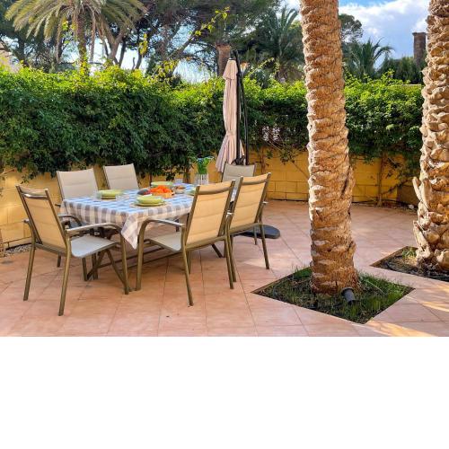 Apartamento con gran patio a 1 min de la playa